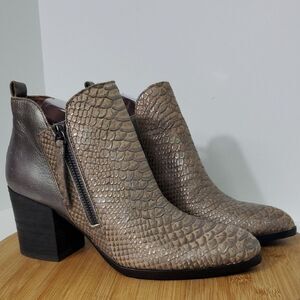 Donald J. Pliner Edyn Leather Snakeskin Ankle Boots Booties Taupe Pewter 7.5